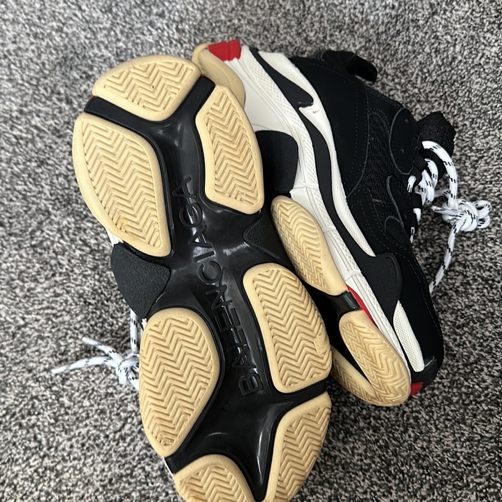 Balenciaga triple S sneakers - Picture 4 of 7